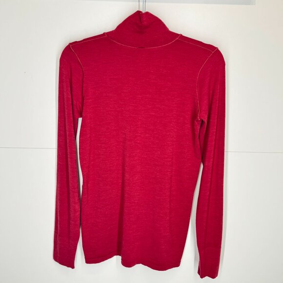 Foresthill Ascent Seamless Turtleneck in Antique Burgundy - Picture 3 of 8